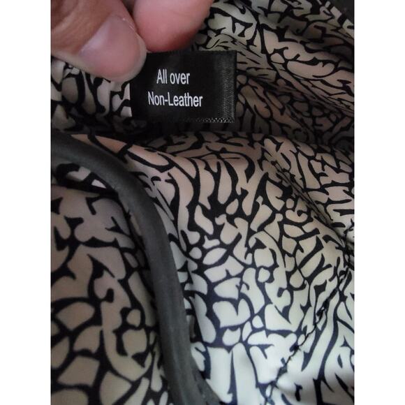 Inc International Concepts Remmey Large Satchel Missing Strap - Picture 8 of 15